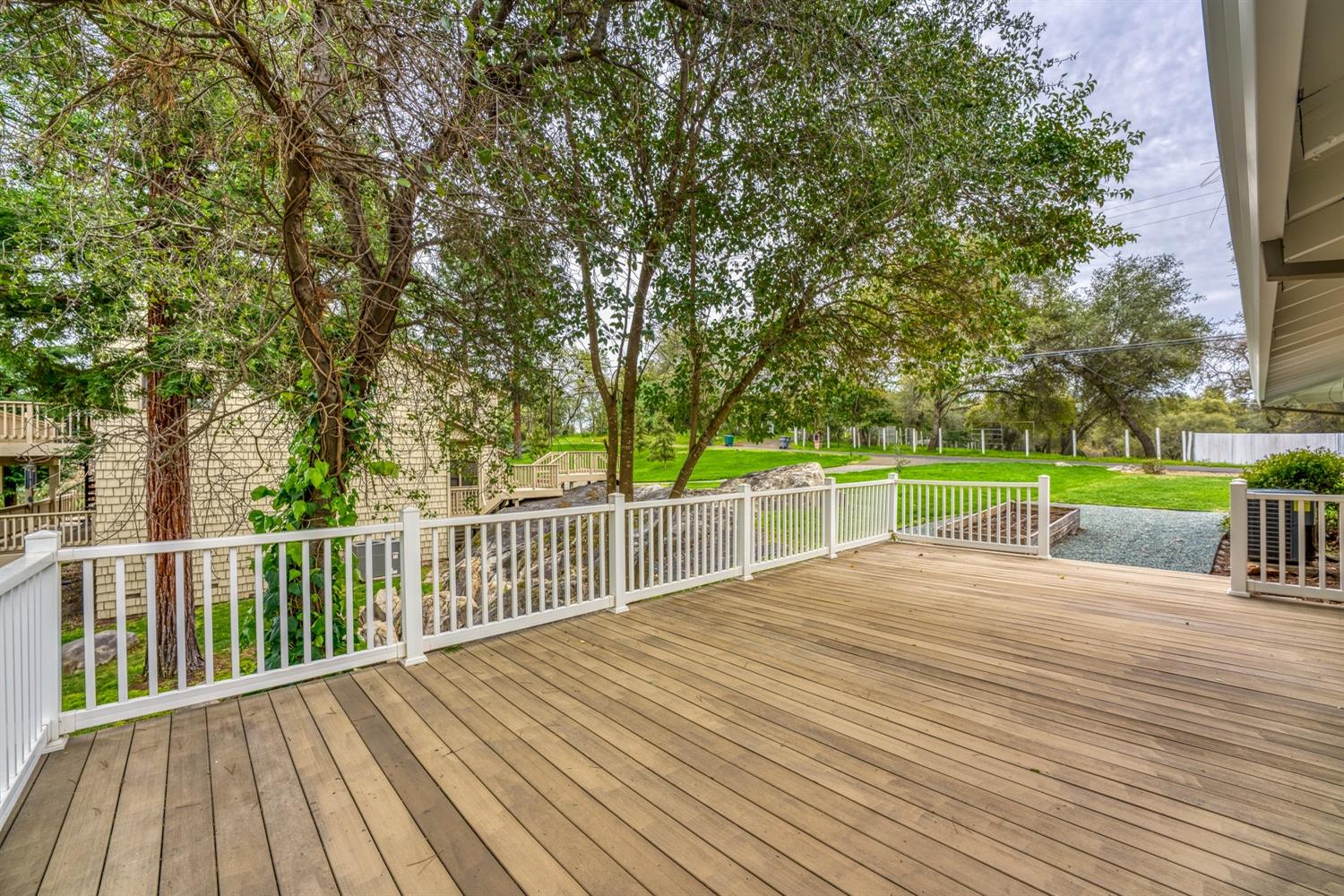 8177 Twin Rocks Road