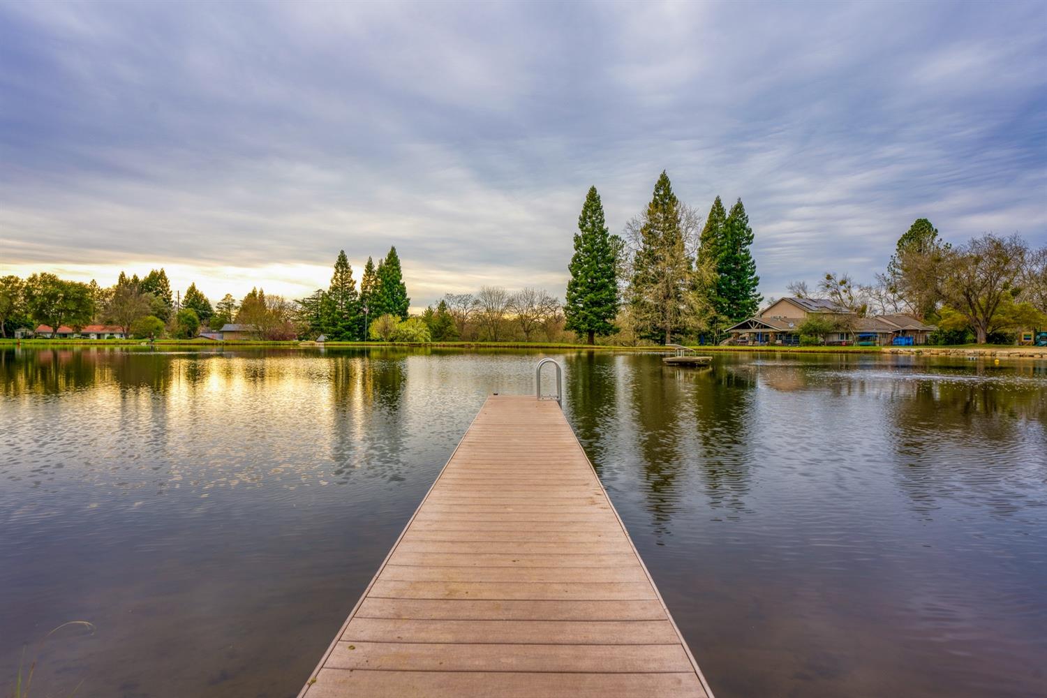 8177 Twin Rocks Road