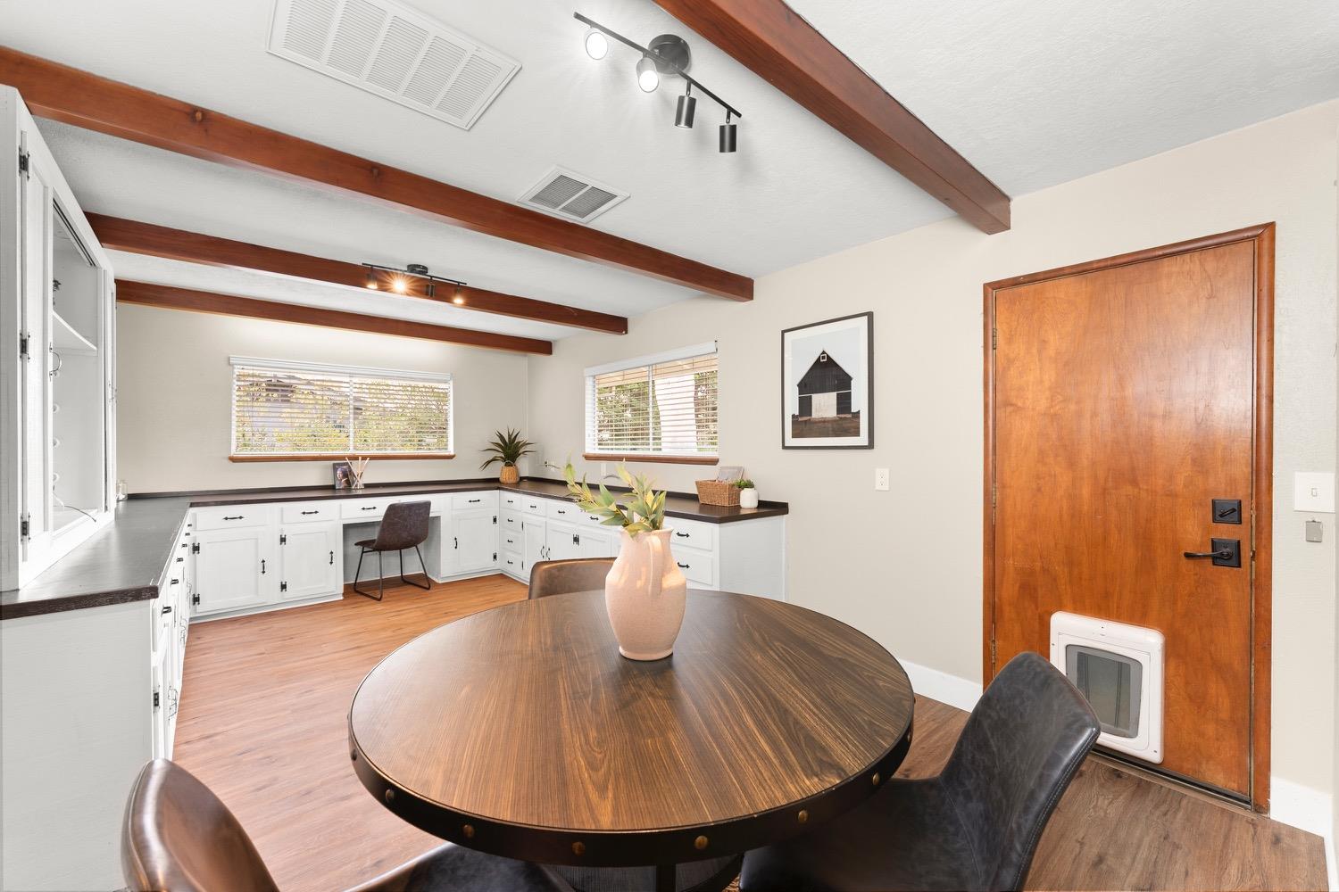 8177 Twin Rocks Road