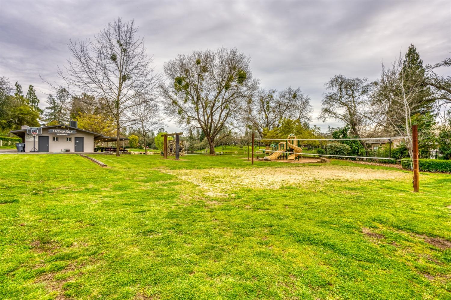 8177 Twin Rocks Road