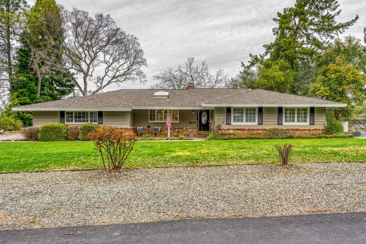 8177 Twin Rocks Road