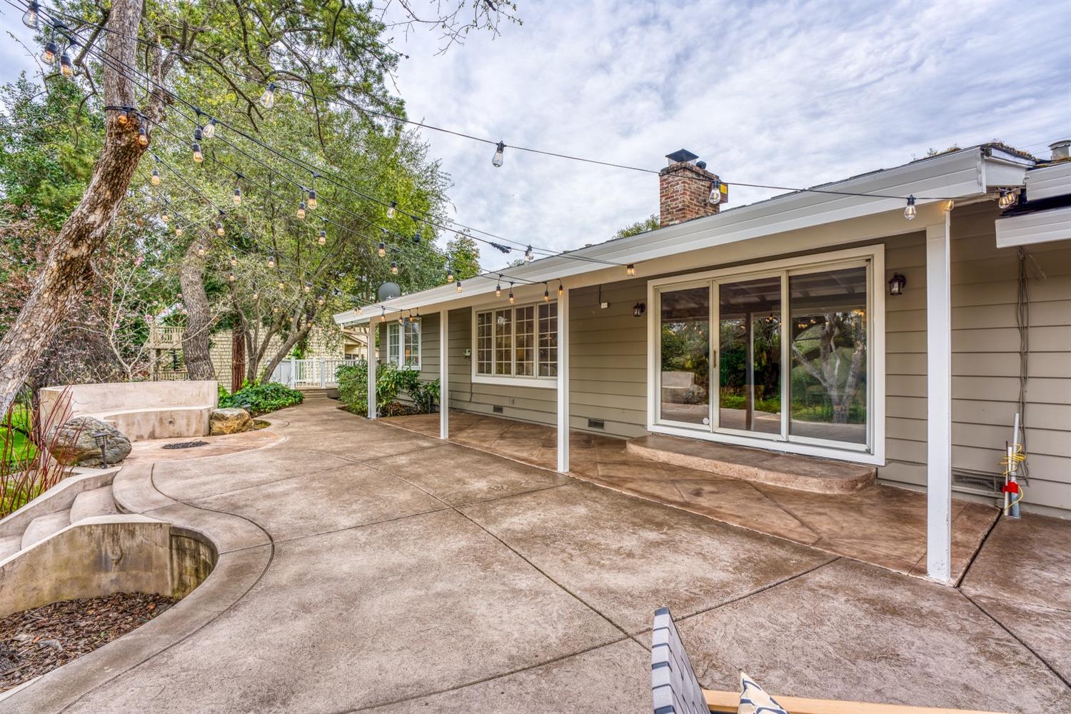 8177 Twin Rocks Road