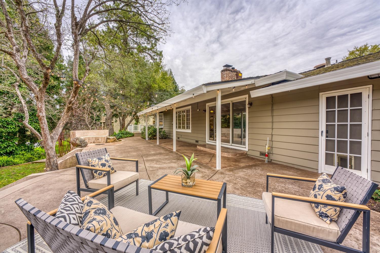 8177 Twin Rocks Road