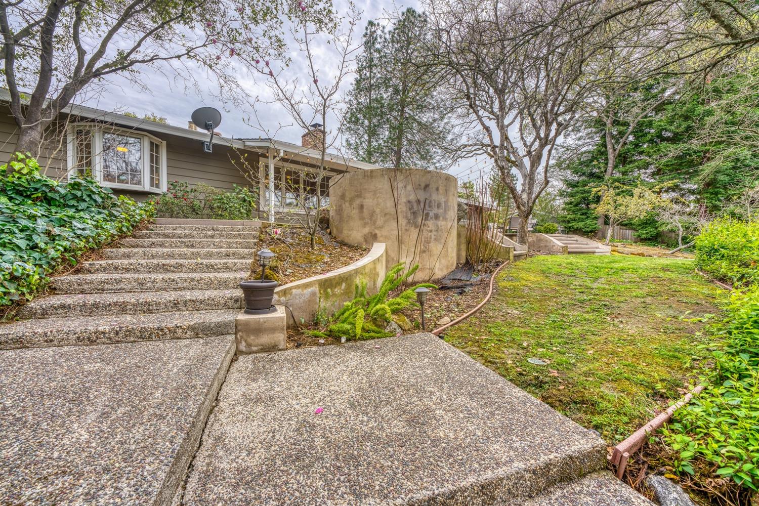 8177 Twin Rocks Road