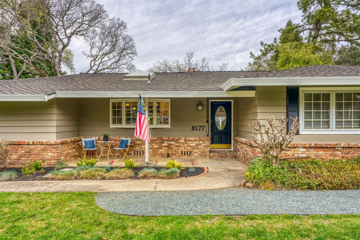 8177 Twin Rocks Road