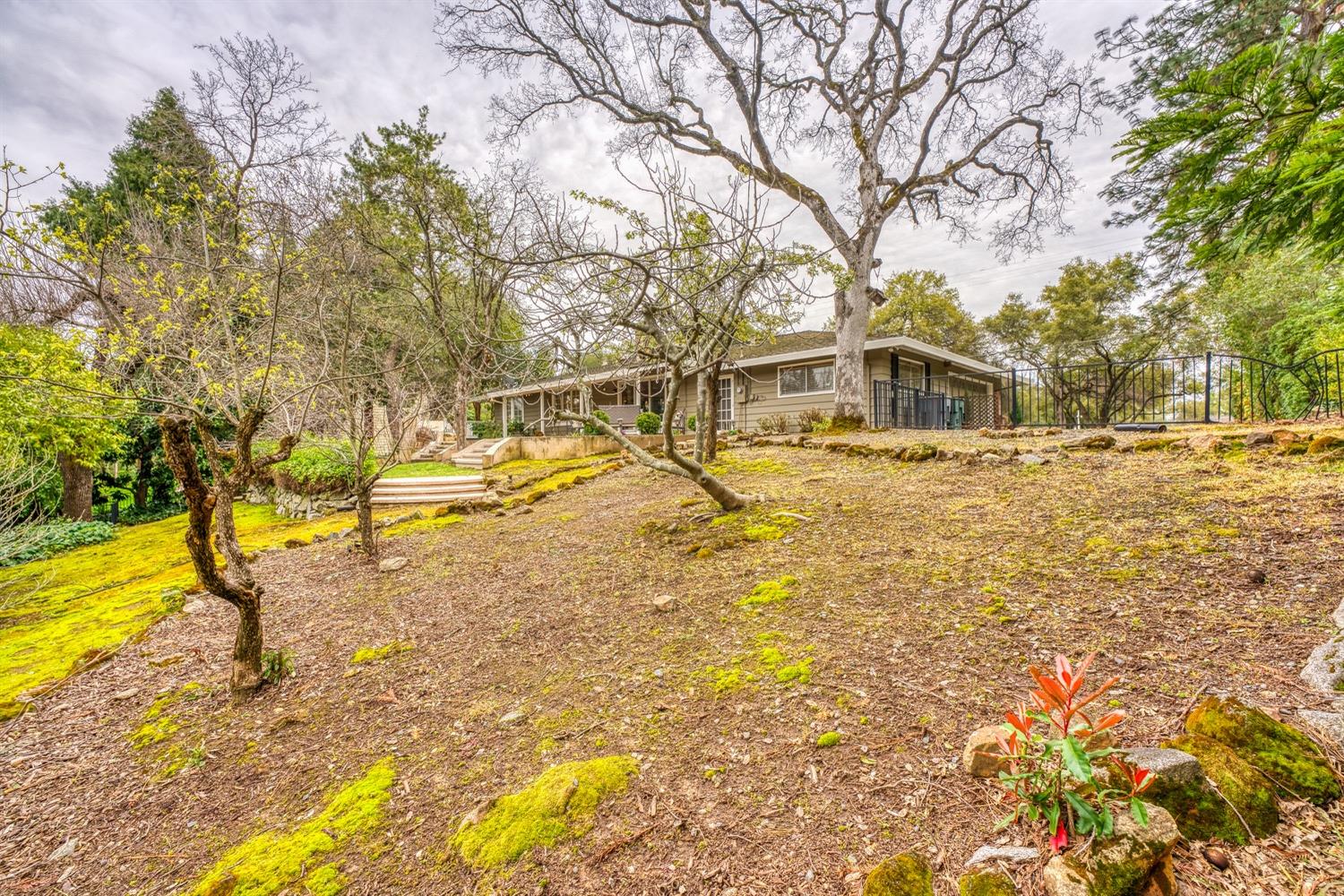 8177 Twin Rocks Road