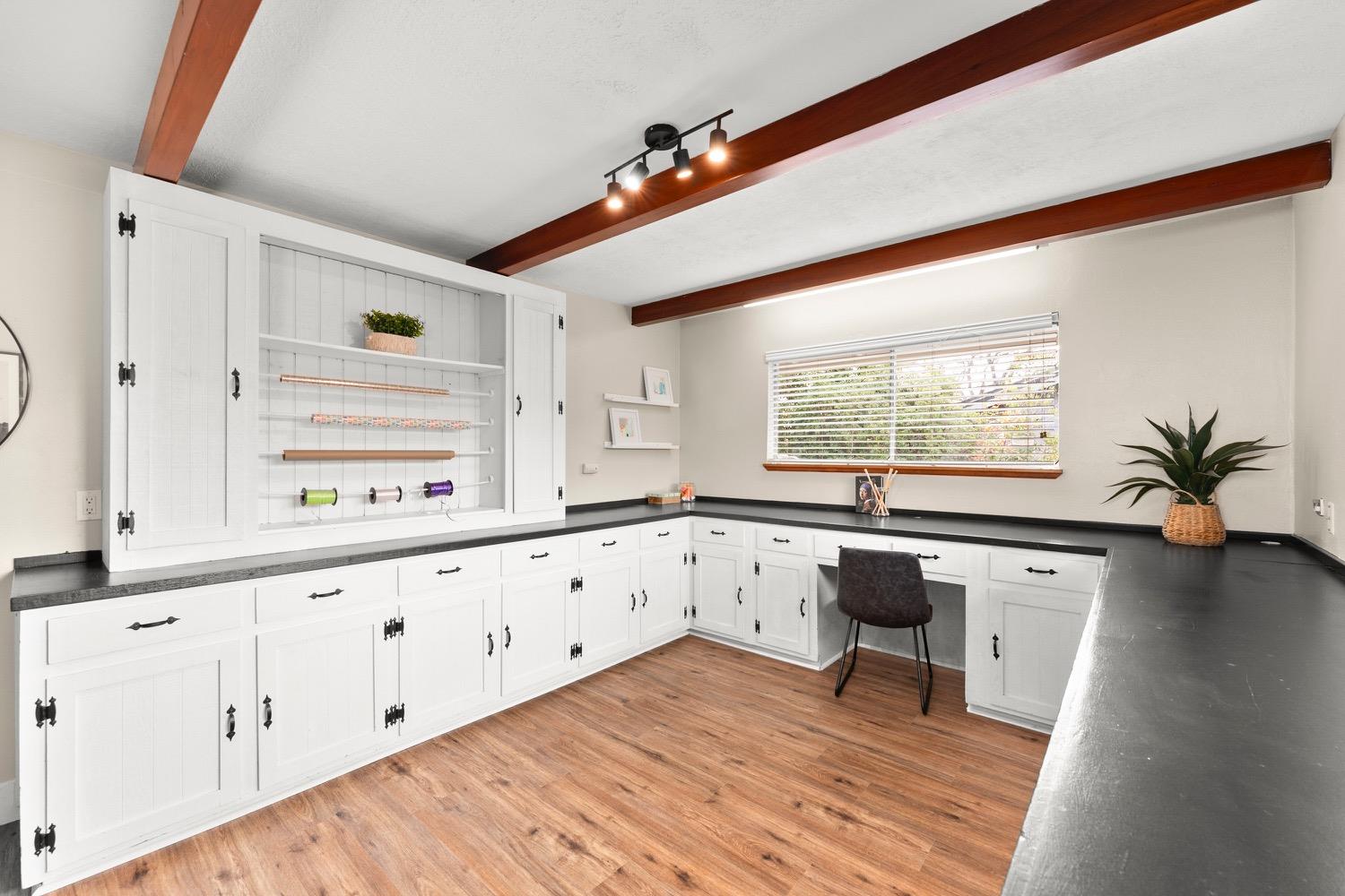 8177 Twin Rocks Road