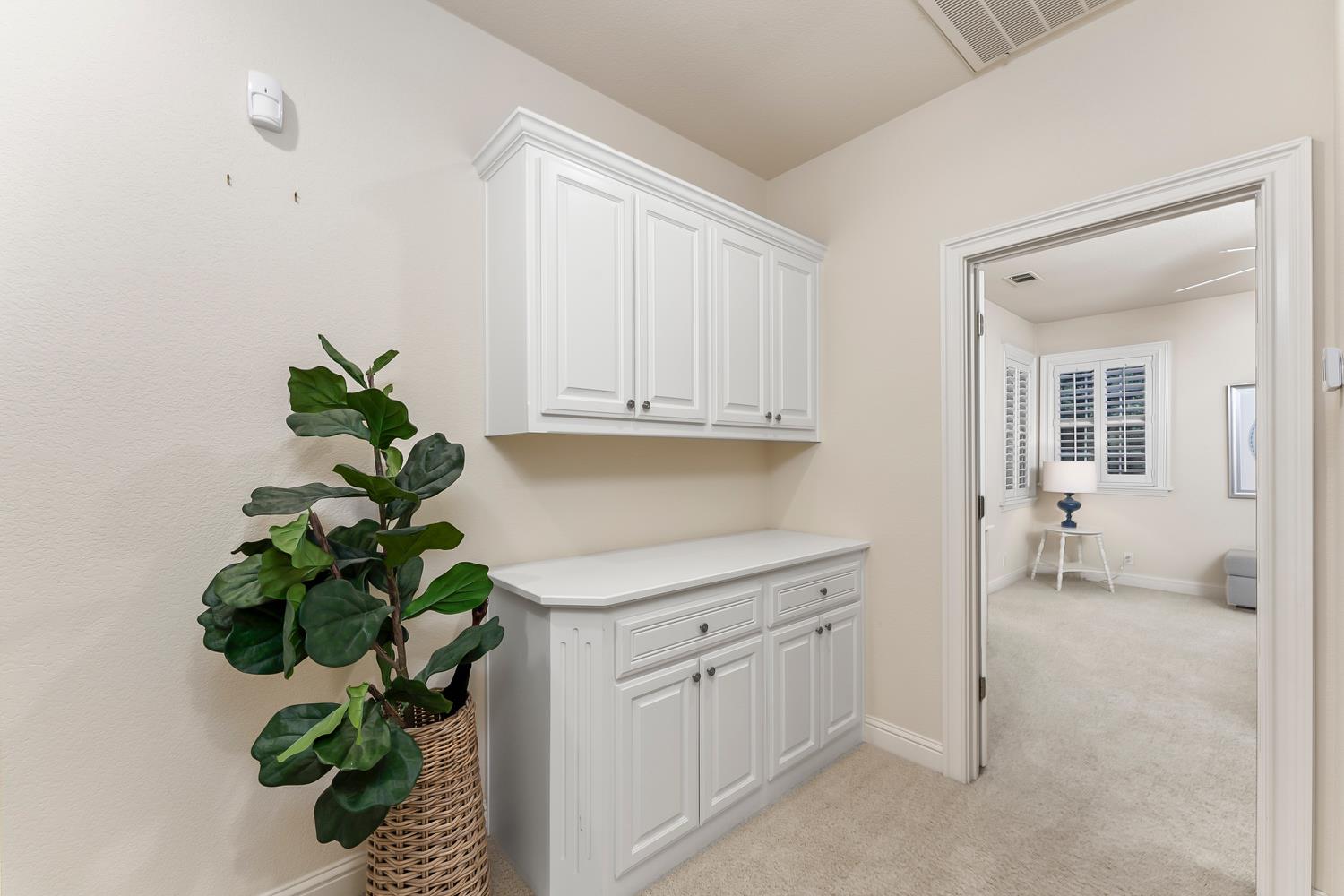 5150 Westbury Circle