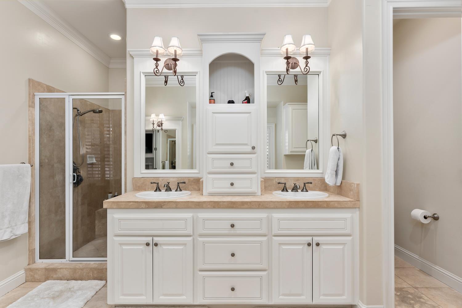 5150 Westbury Circle