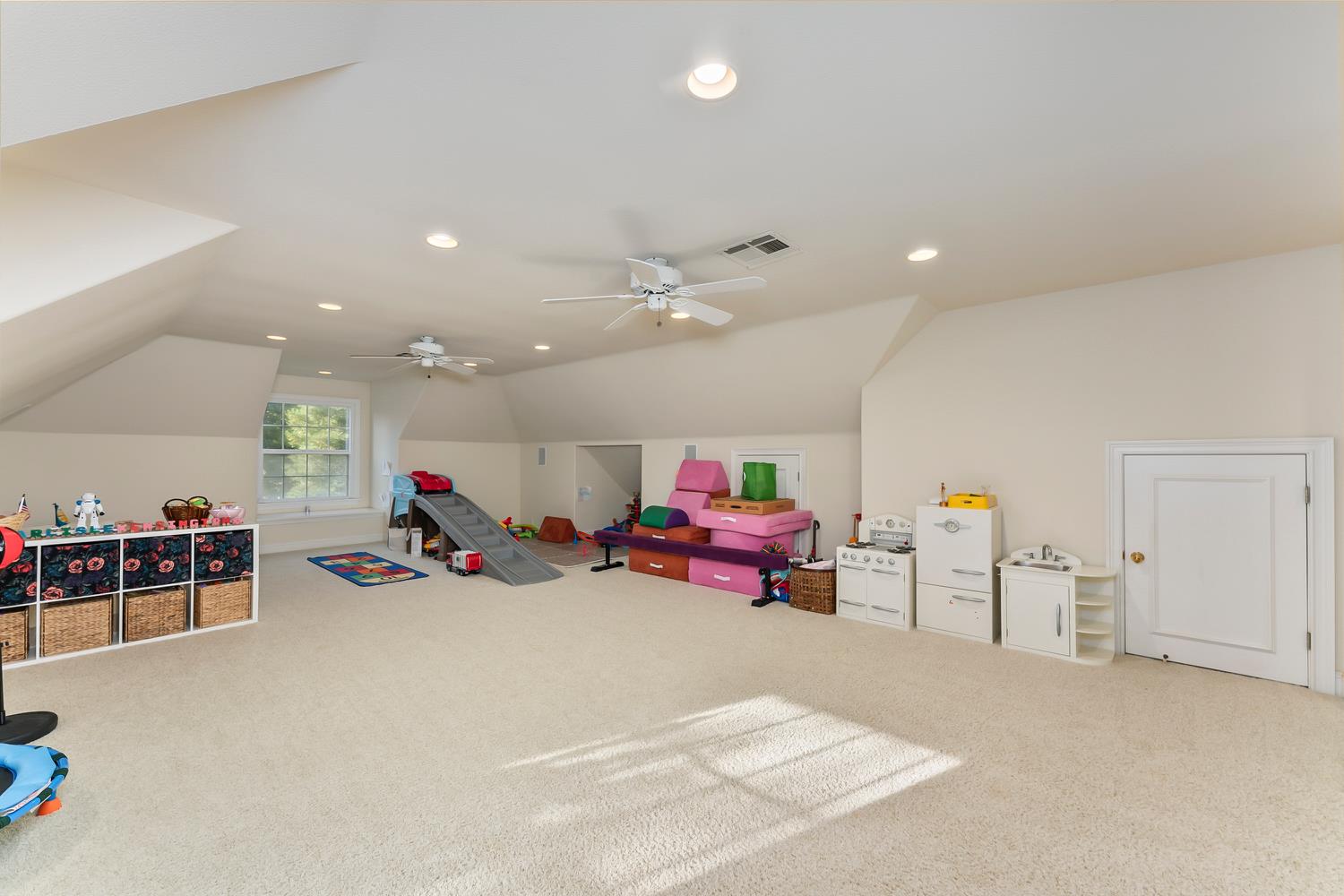 5150 Westbury Circle