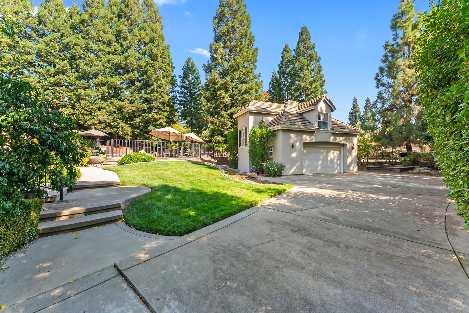 5150 Westbury Circle