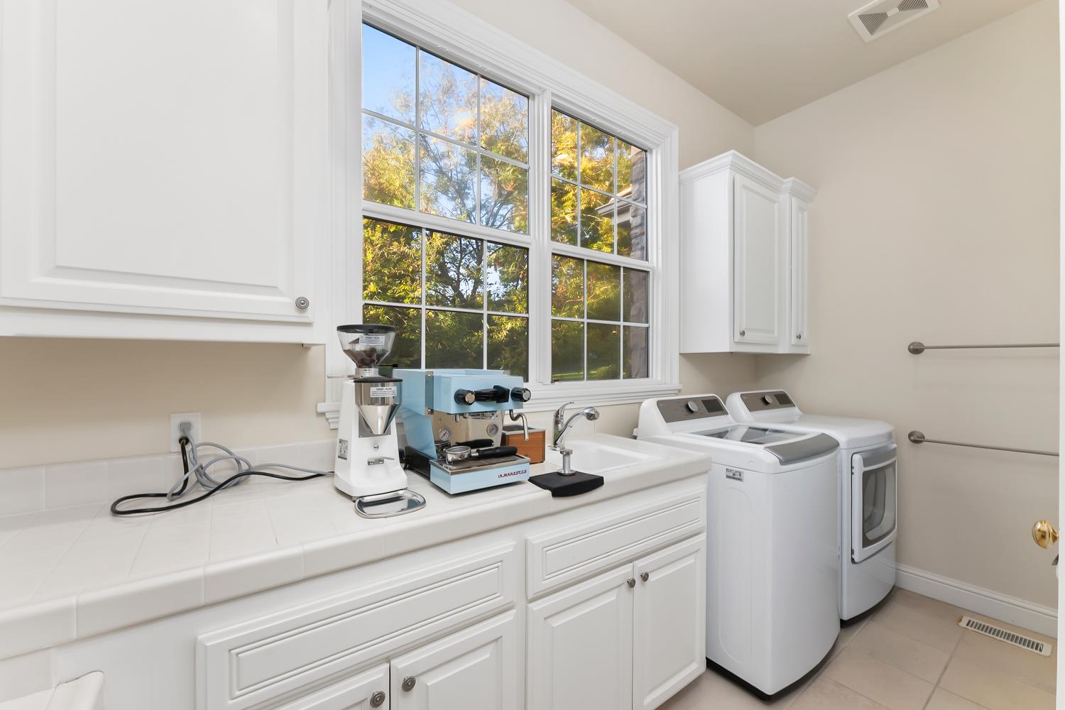 5150 Westbury Circle