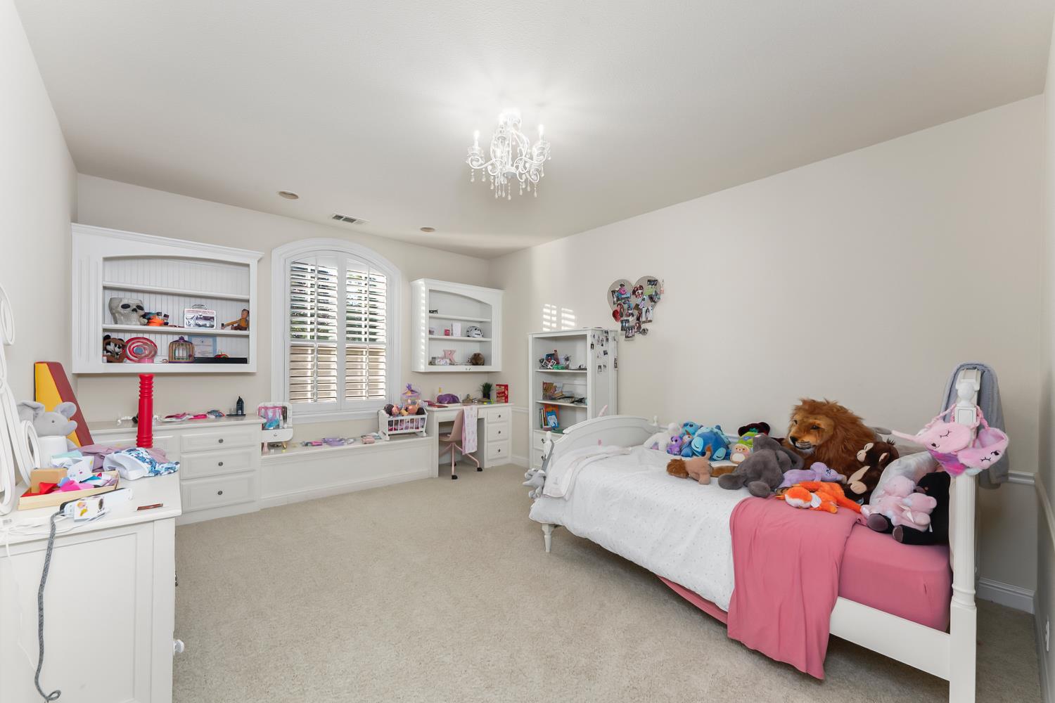 5150 Westbury Circle