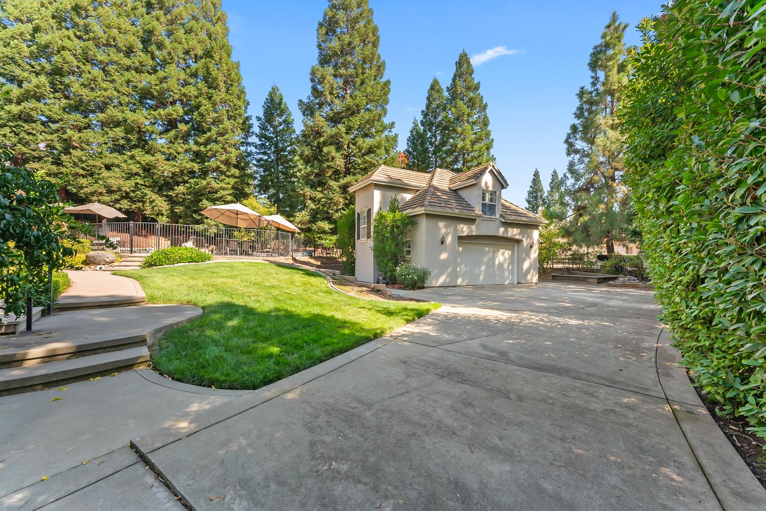 5150 Westbury Circle