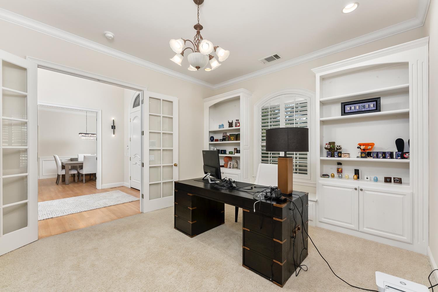 5150 Westbury Circle