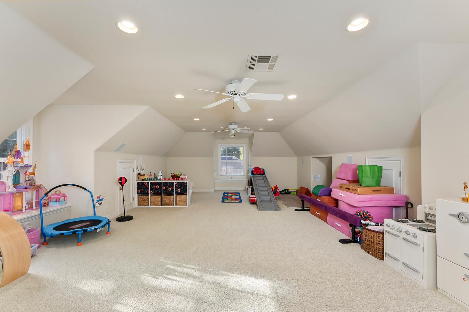 5150 Westbury Circle