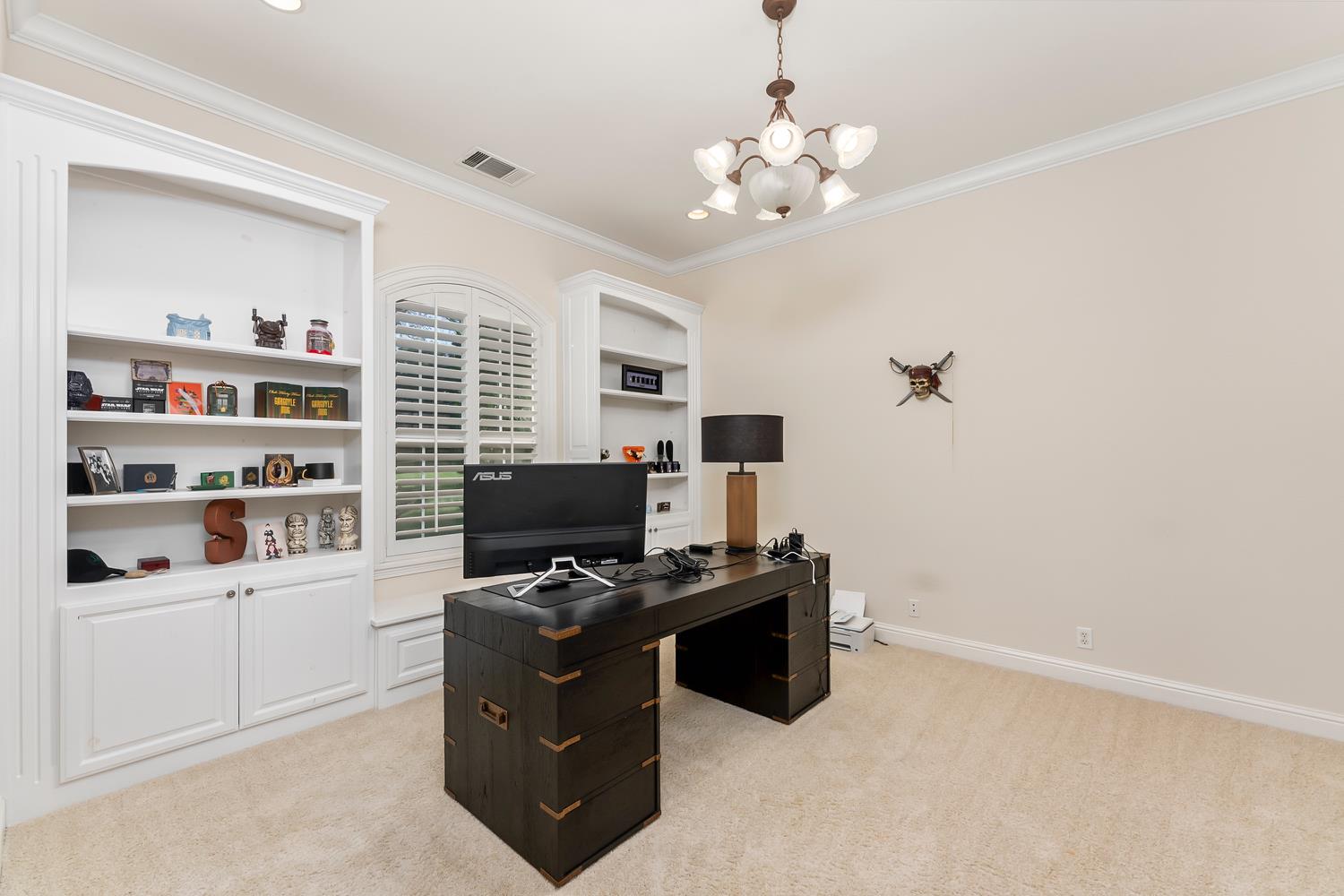 5150 Westbury Circle