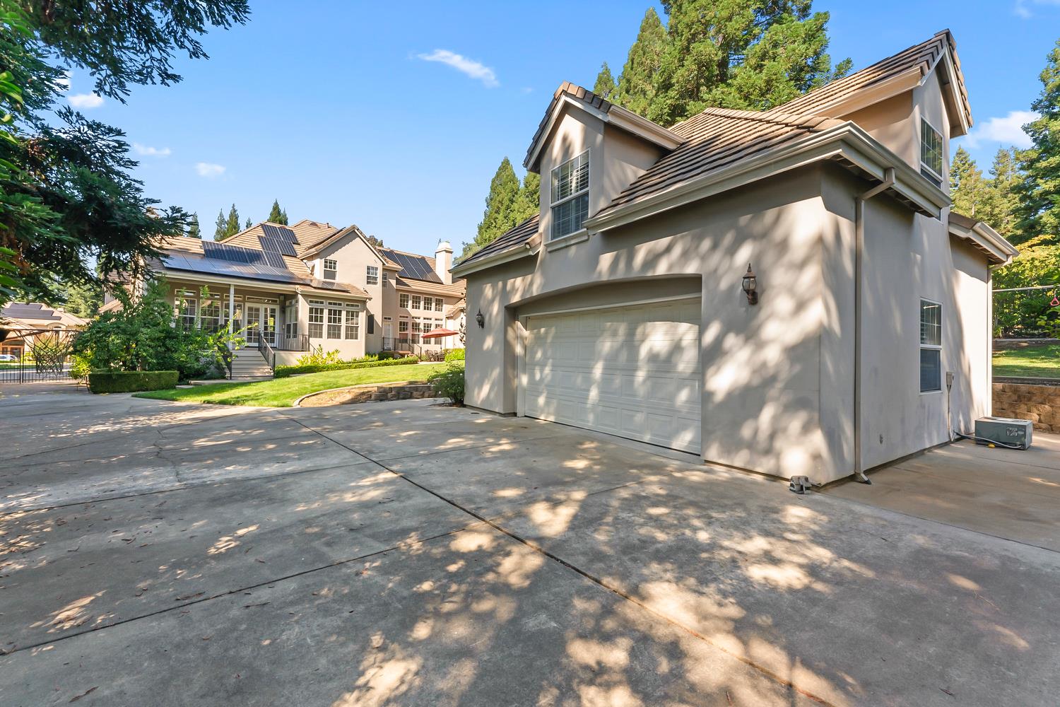 5150 Westbury Circle