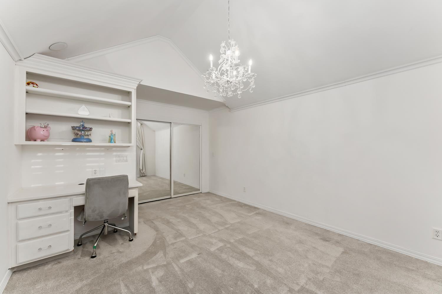 172 Lost Creek Drive