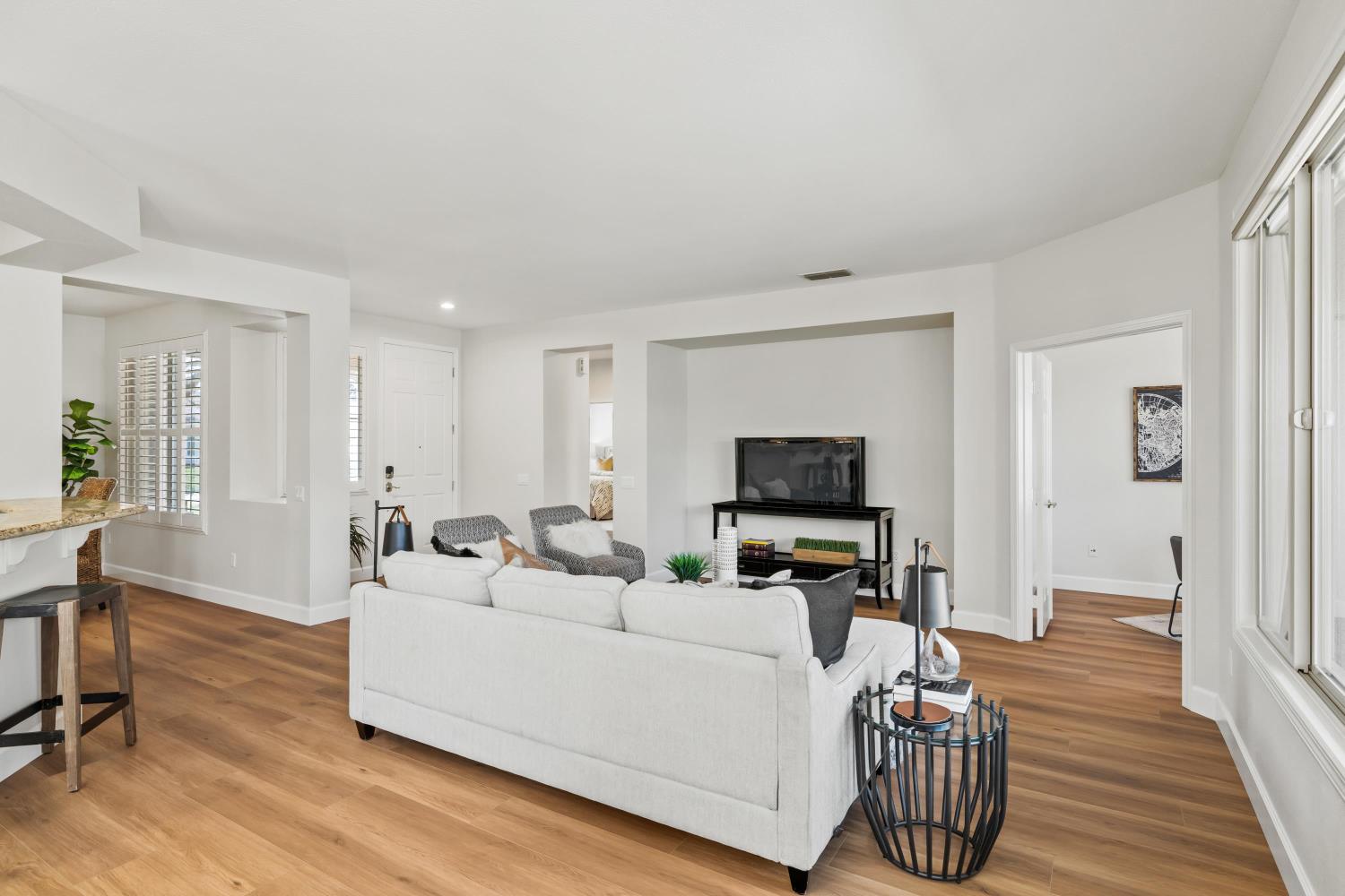 1995 Briarcliff Lane