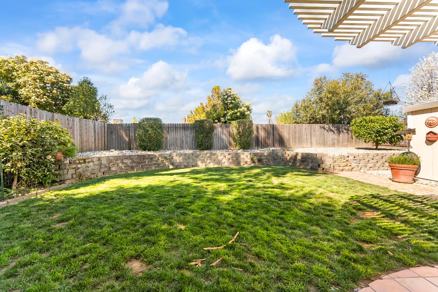 1520 Crestmont Oak Drive