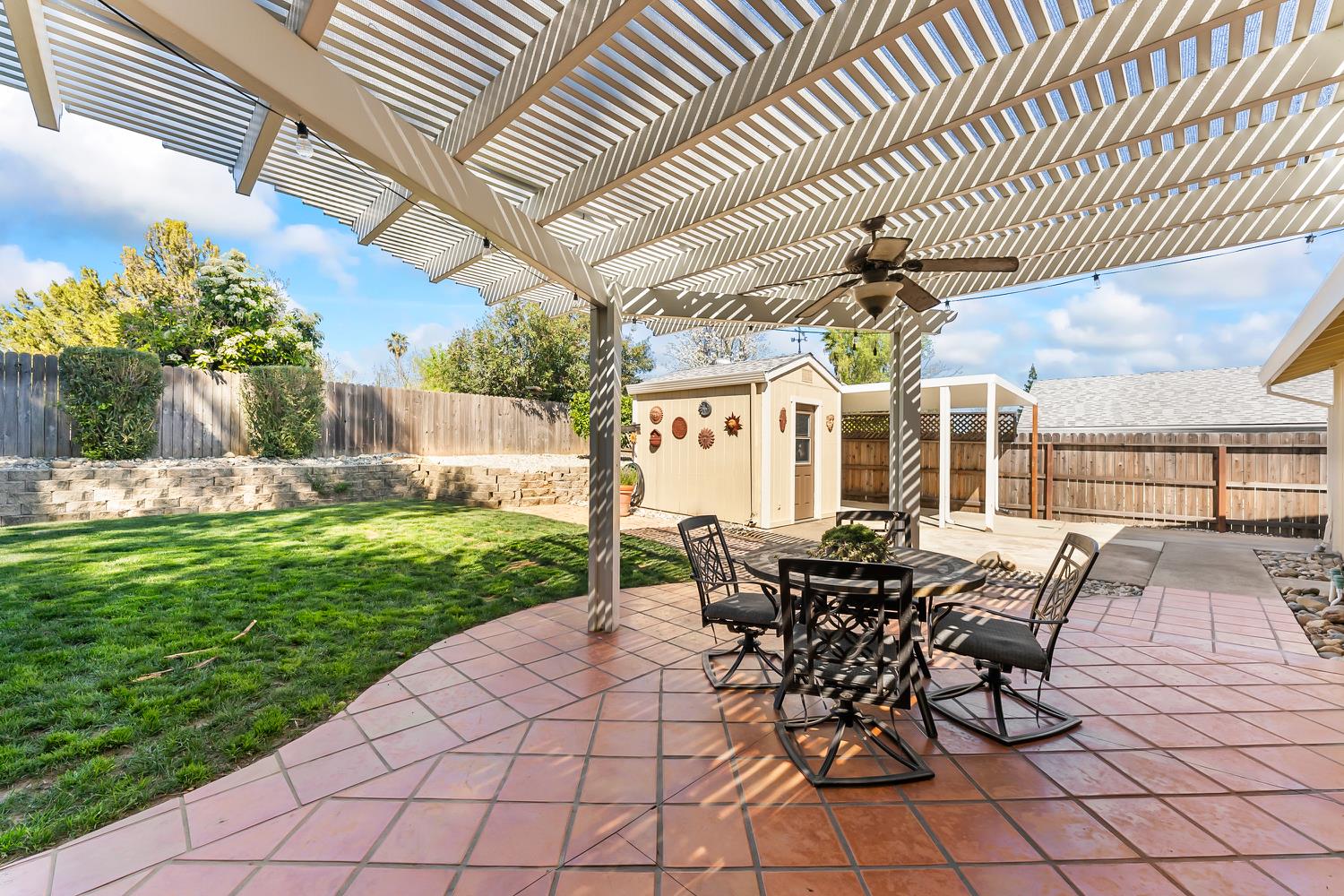 1520 Crestmont Oak Drive