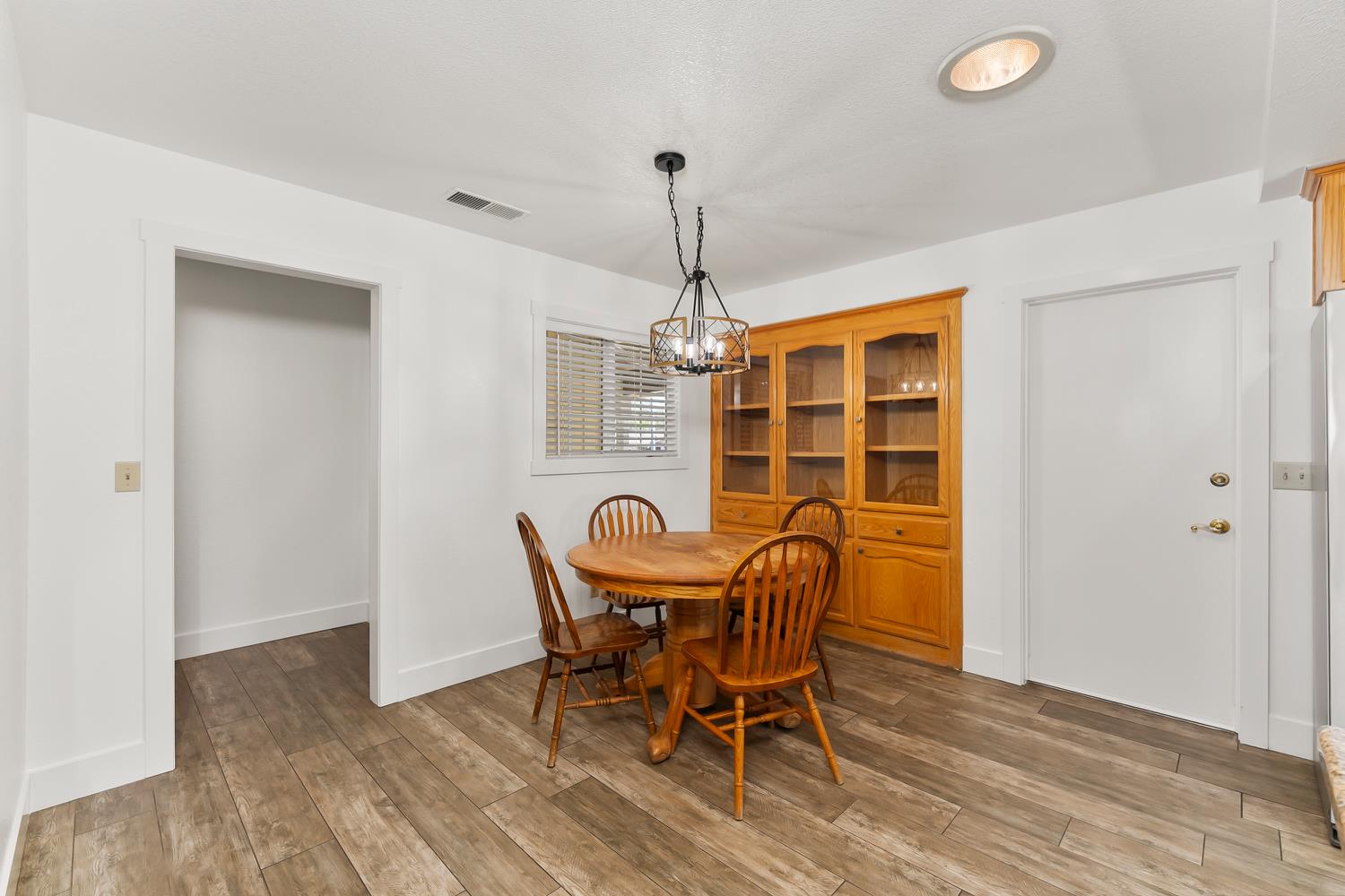 1520 Crestmont Oak Drive