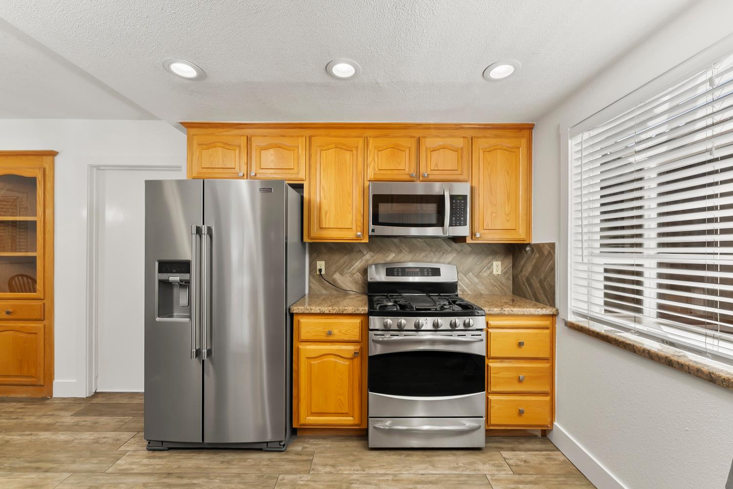 1520 Crestmont Oak Drive