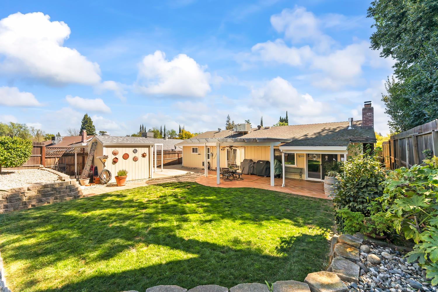 1520 Crestmont Oak Drive