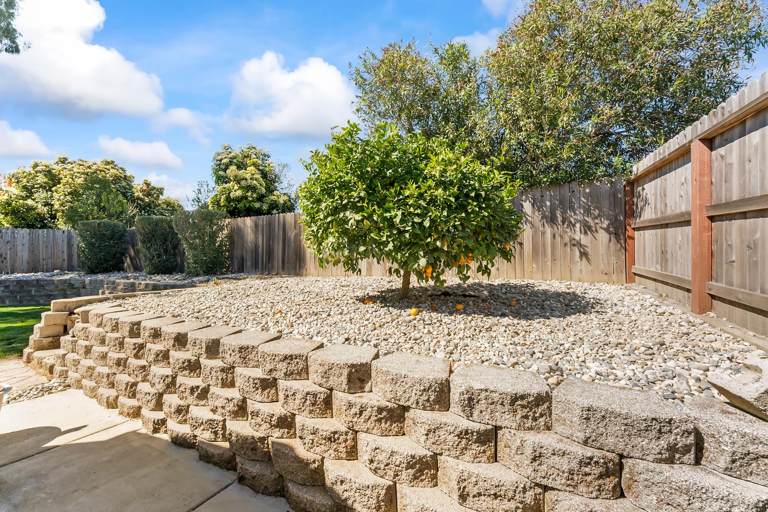 1520 Crestmont Oak Drive