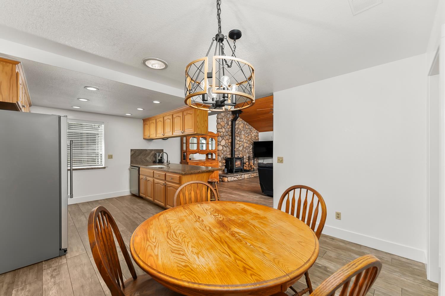 1520 Crestmont Oak Drive