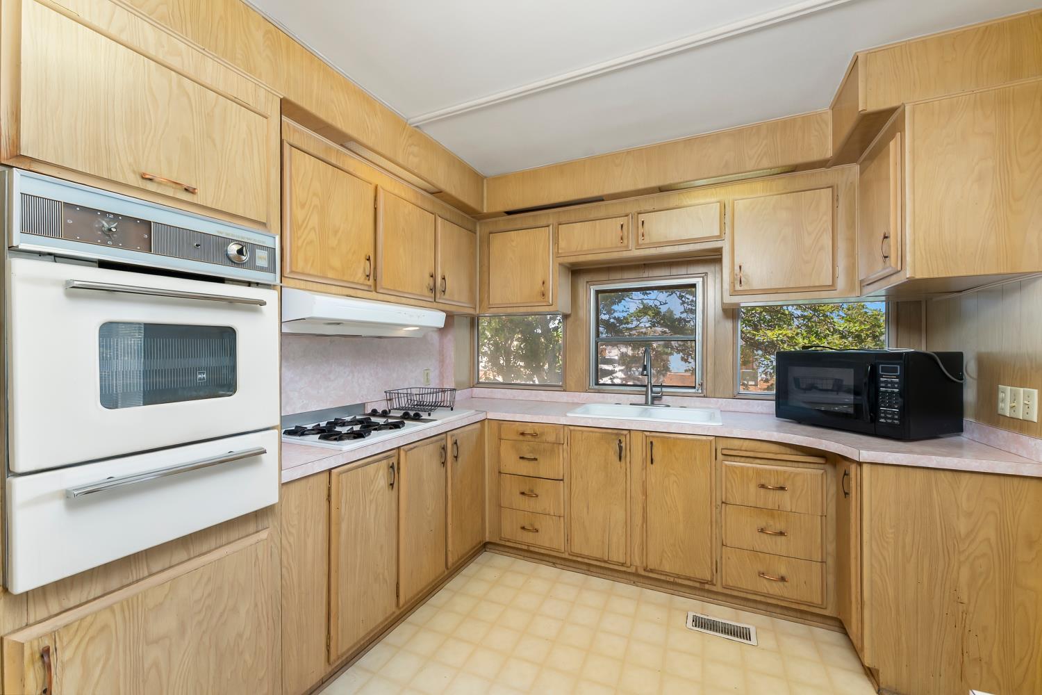 428 Colin Kelly Drive