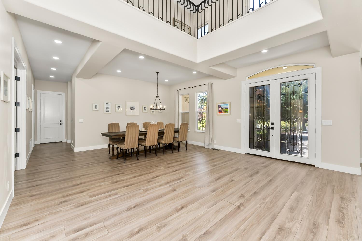 5142 westbury Circle