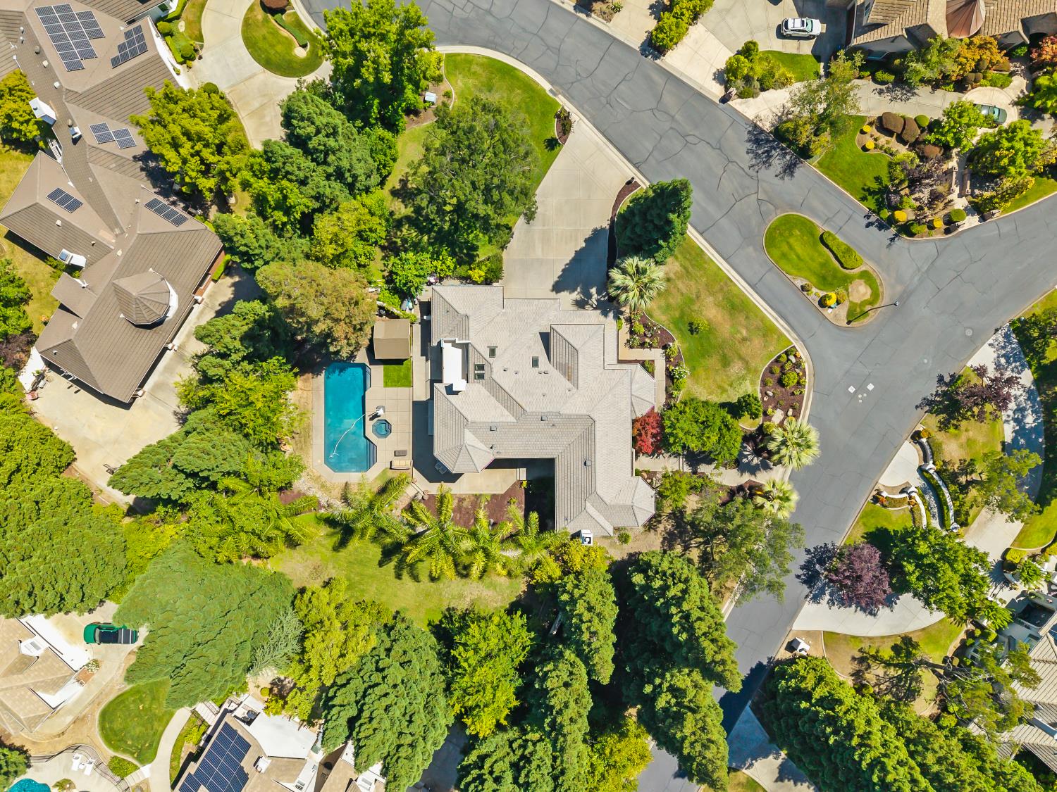 5142 westbury Circle