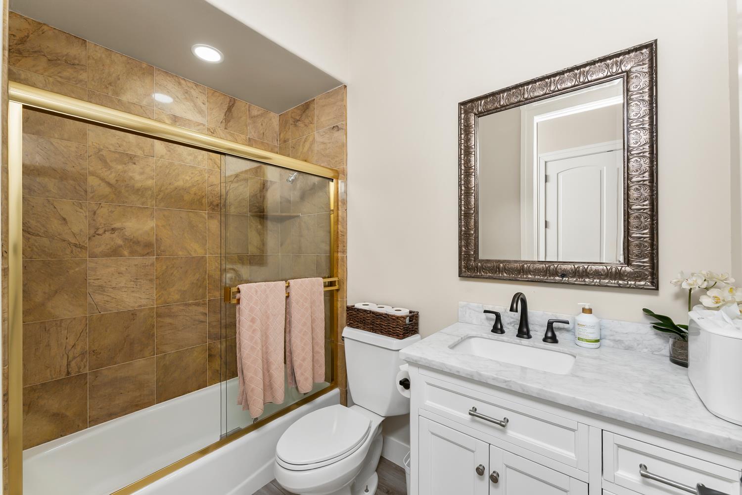 5142 westbury Circle