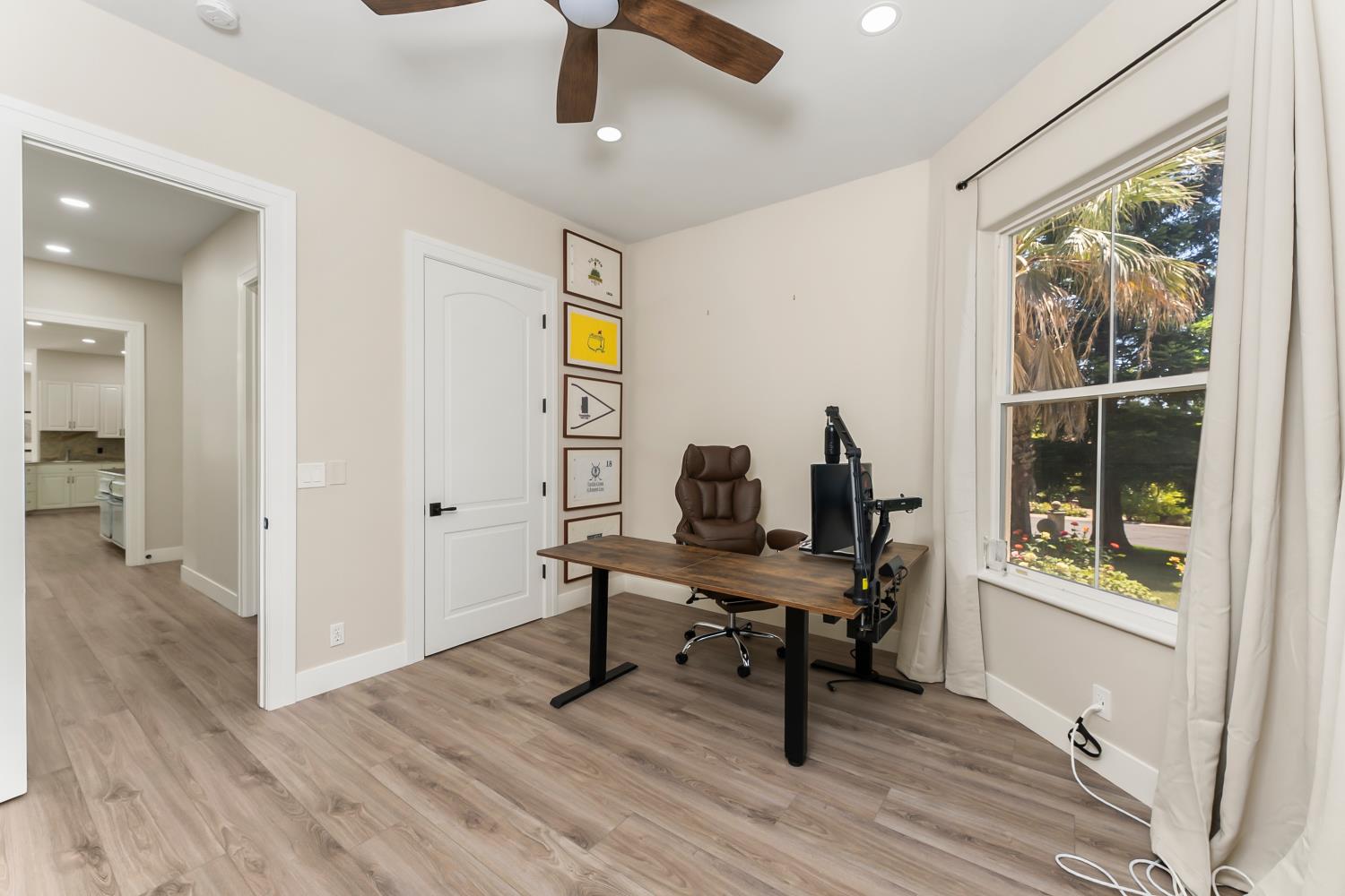 5142 westbury Circle