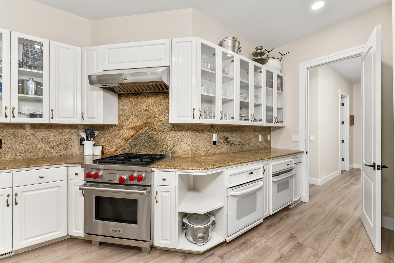 5142 westbury Circle