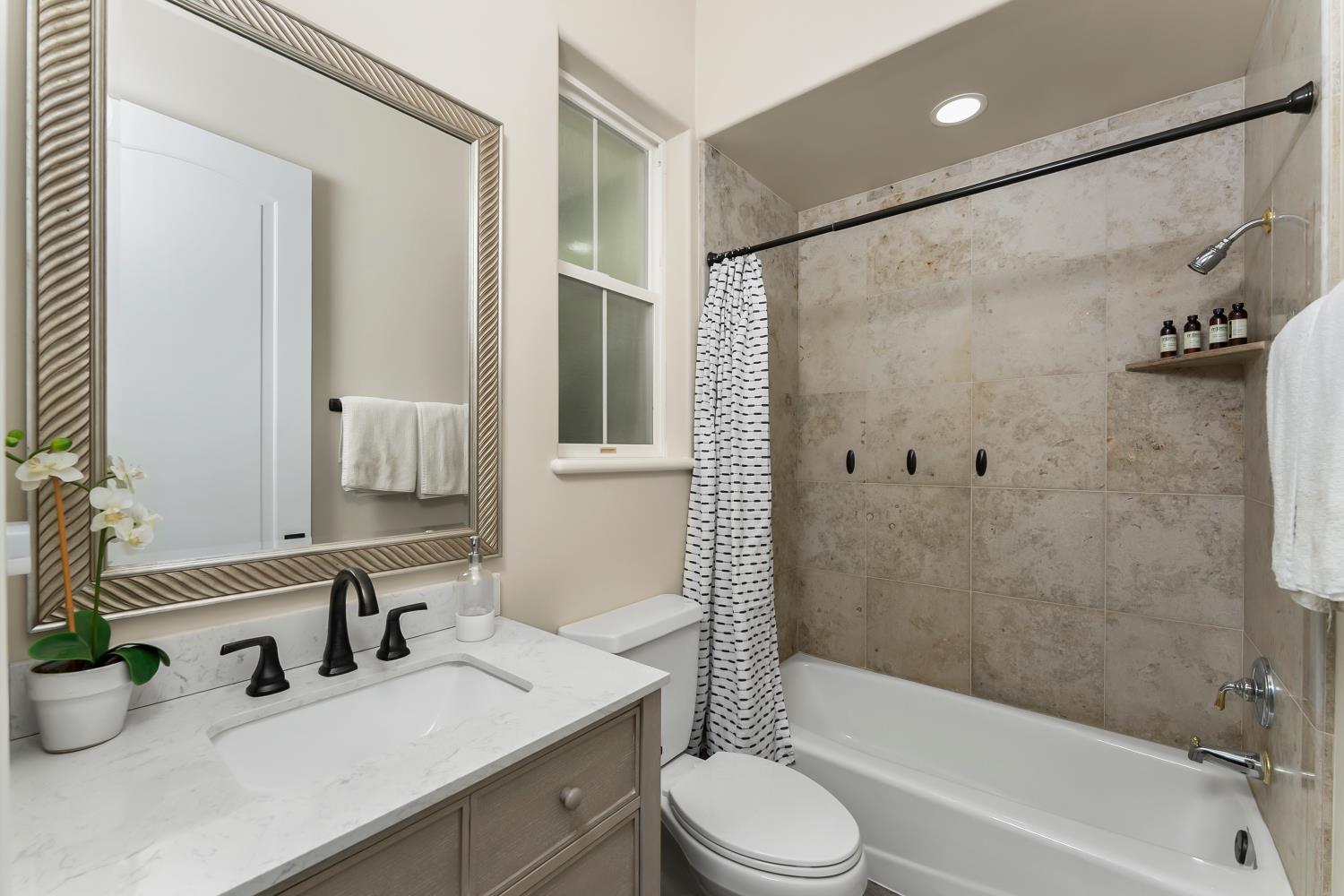 5142 westbury Circle