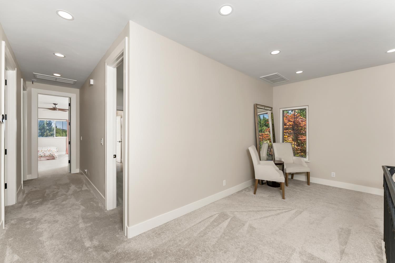5142 westbury Circle