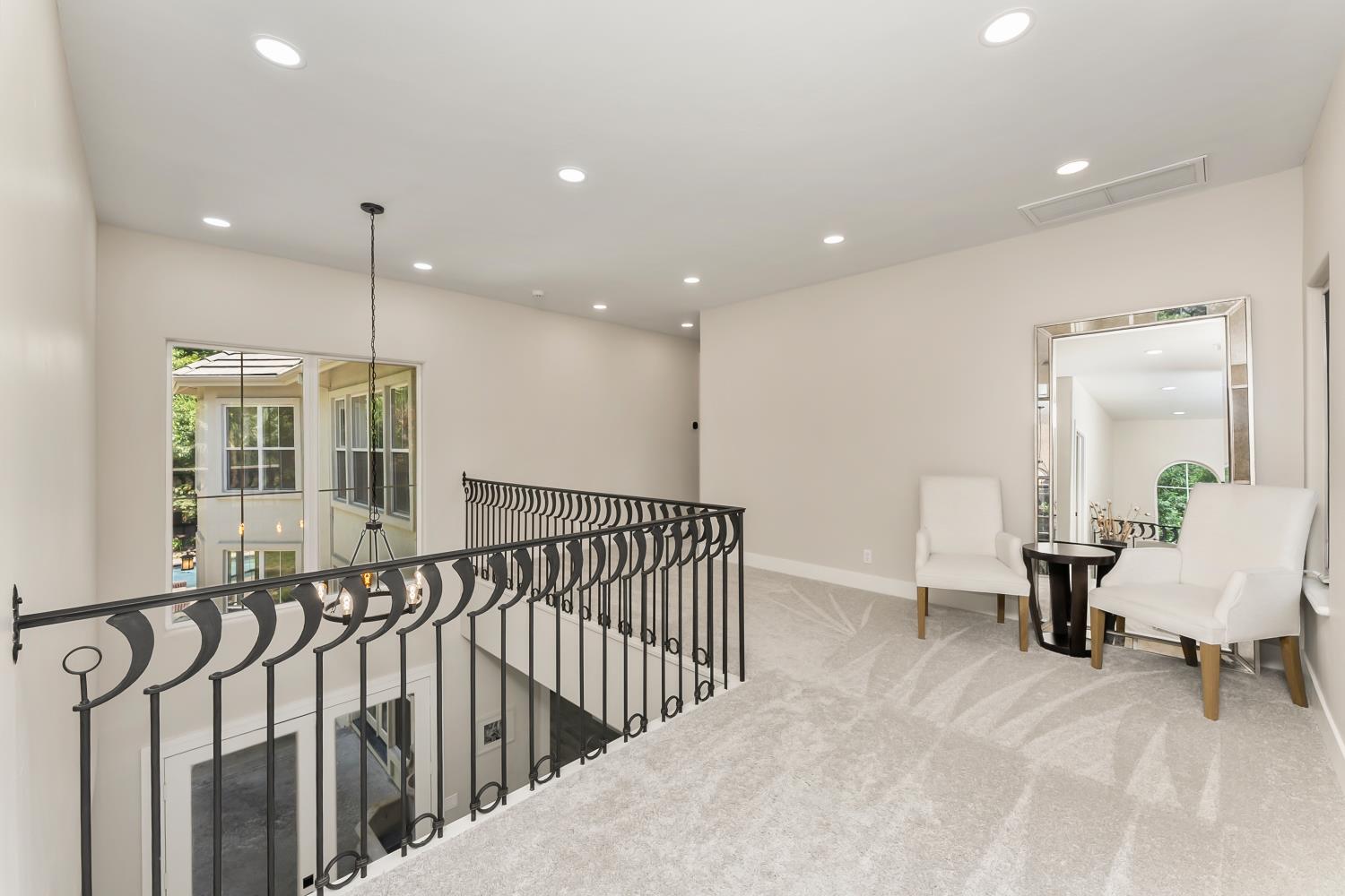 5142 westbury Circle