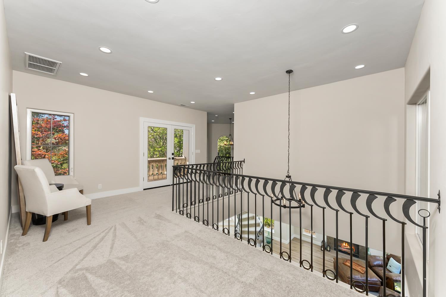 5142 westbury Circle