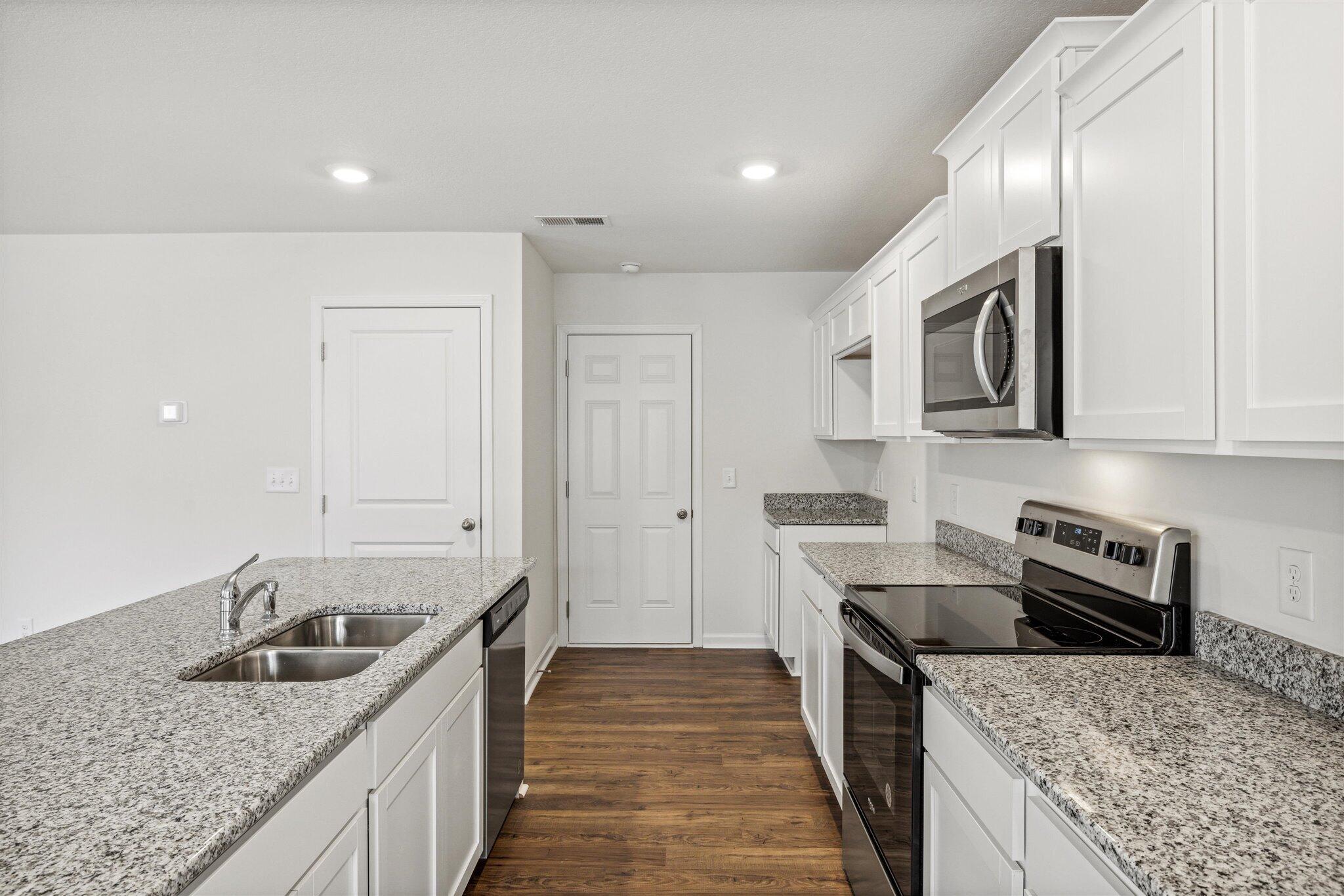 8158 Watercolour Lane