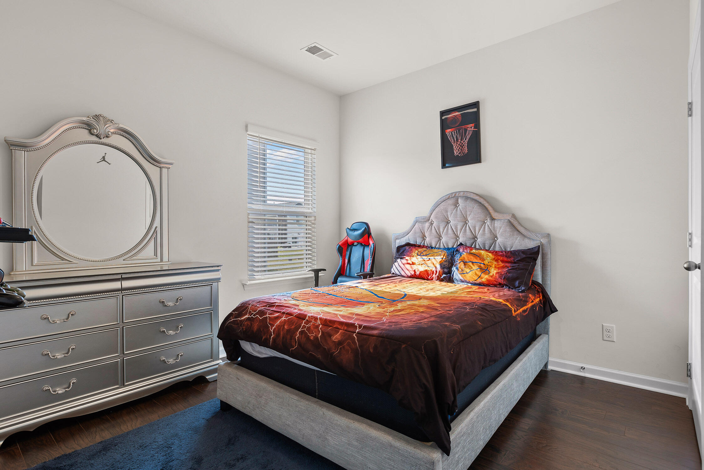 8534 Bramble Berry Ln