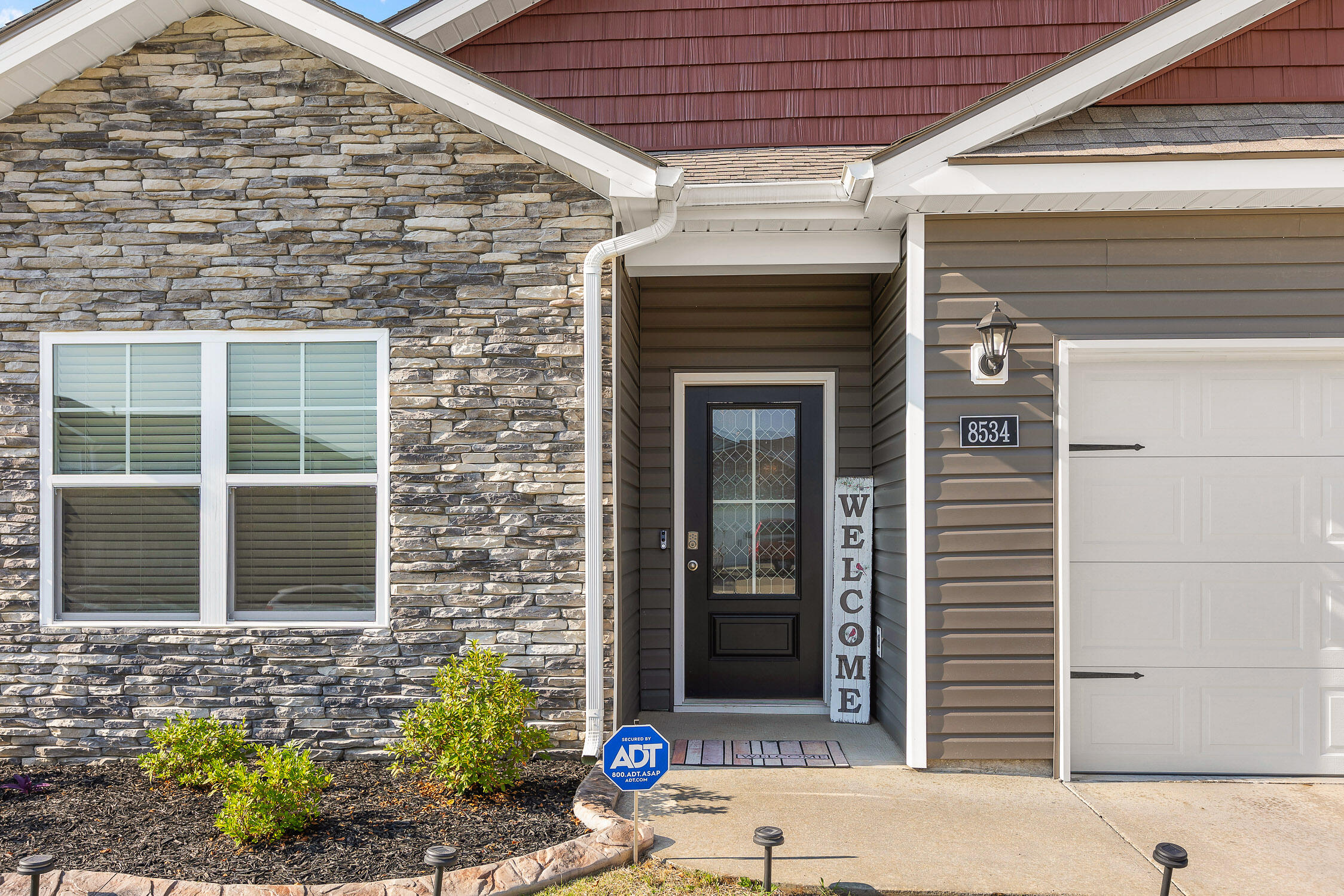 8534 Bramble Berry Ln