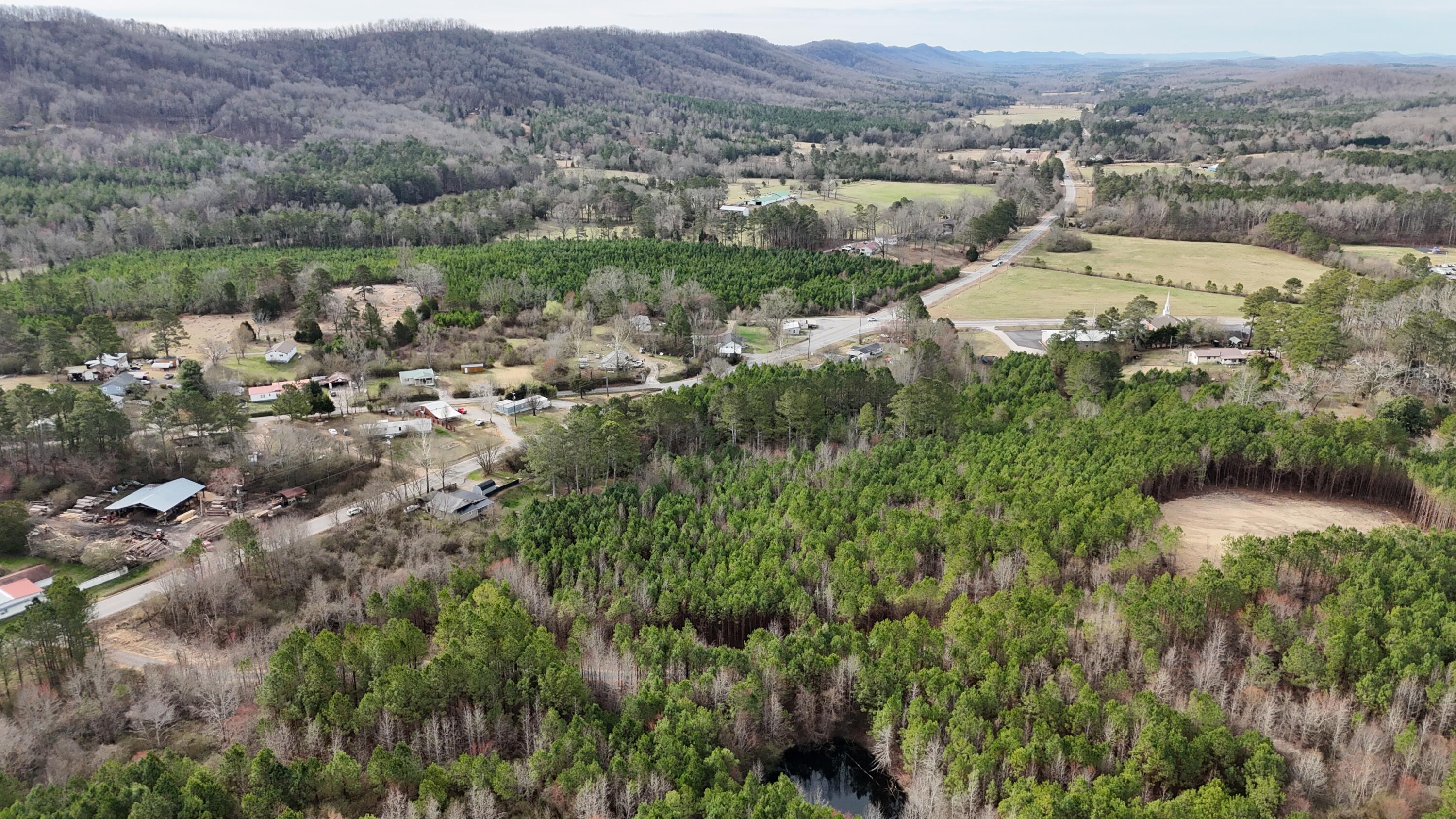 5802 Highway 151, LaFayette