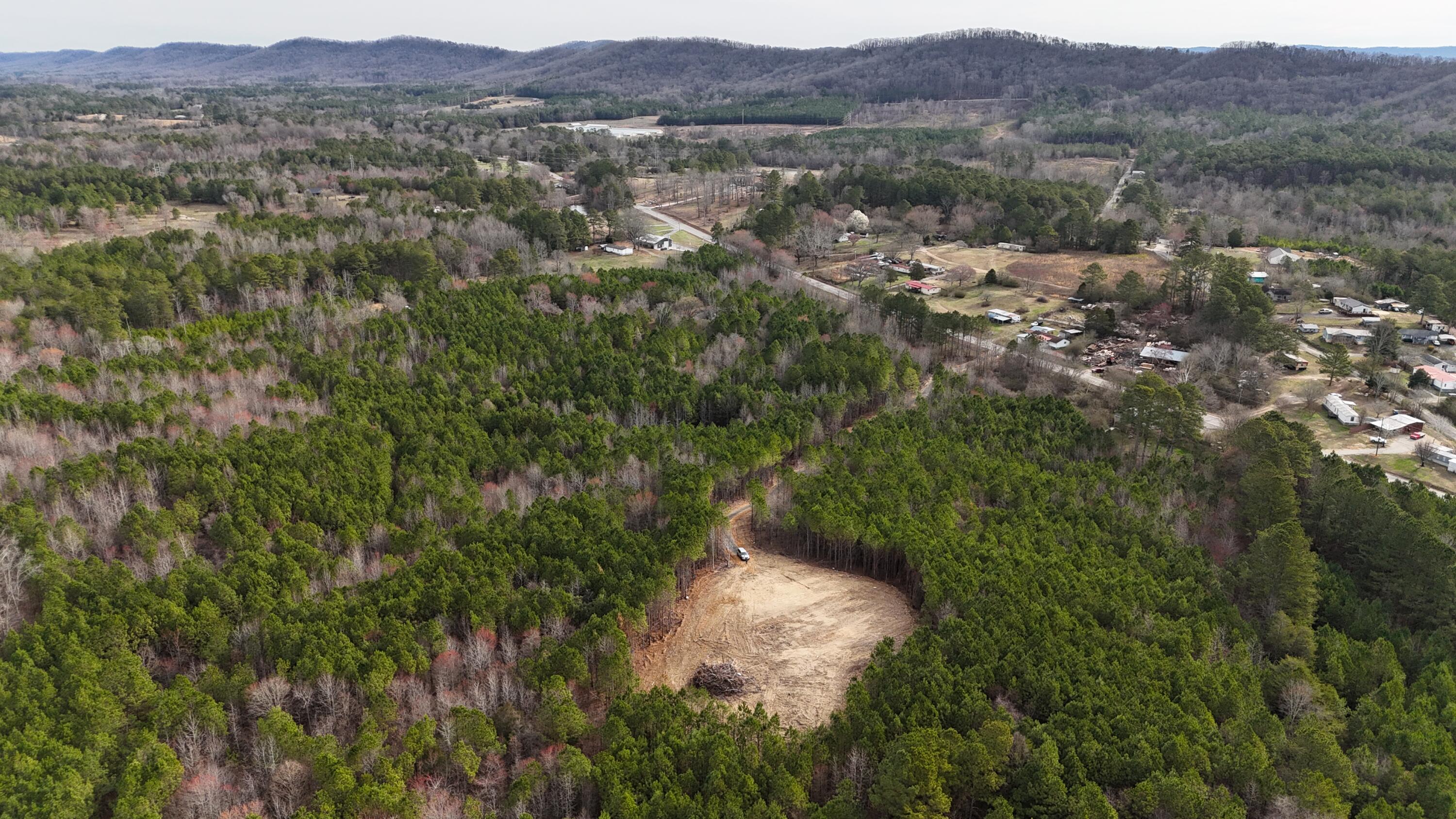 5802 Highway 151, LaFayette