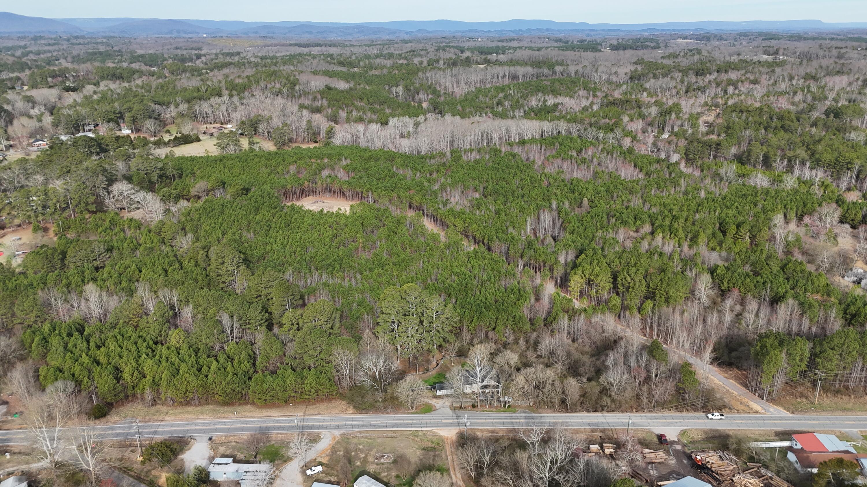 5802 Highway 151, LaFayette