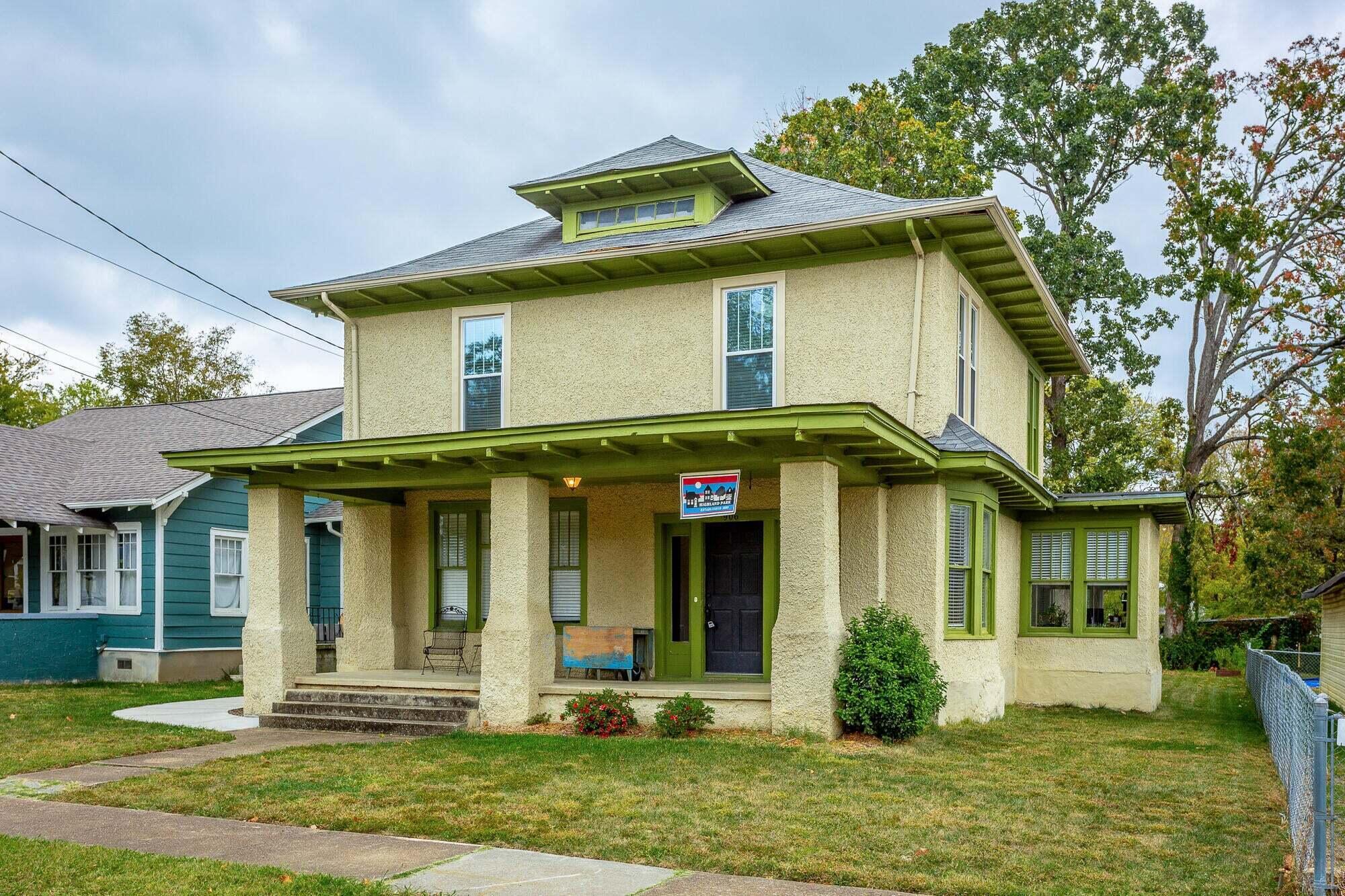 906 S Highland Park Avenue