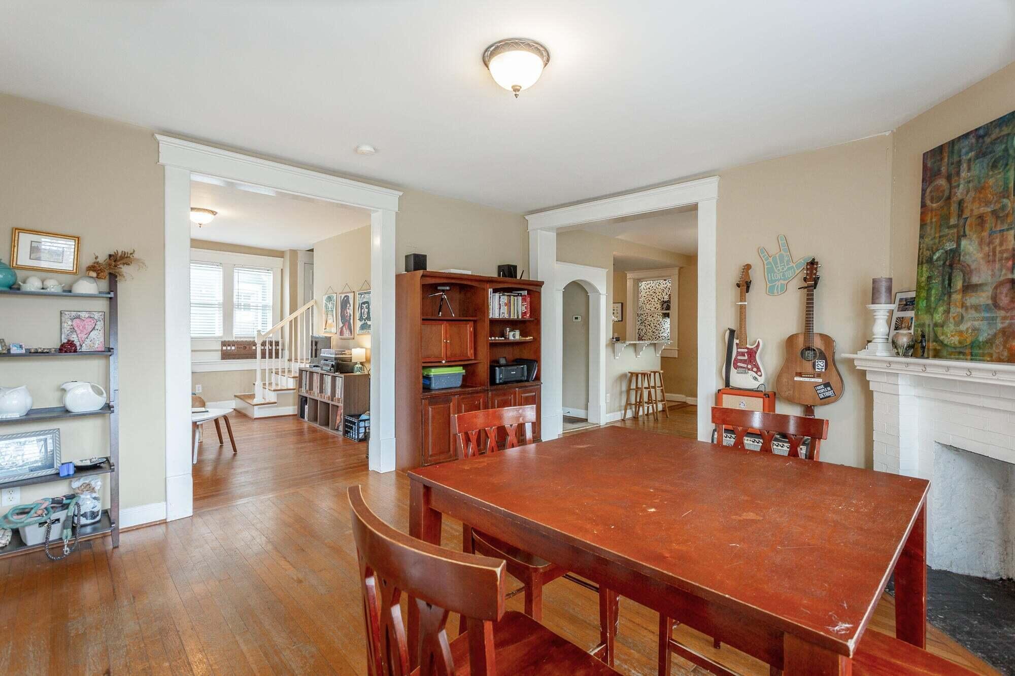 906 S Highland Park Avenue