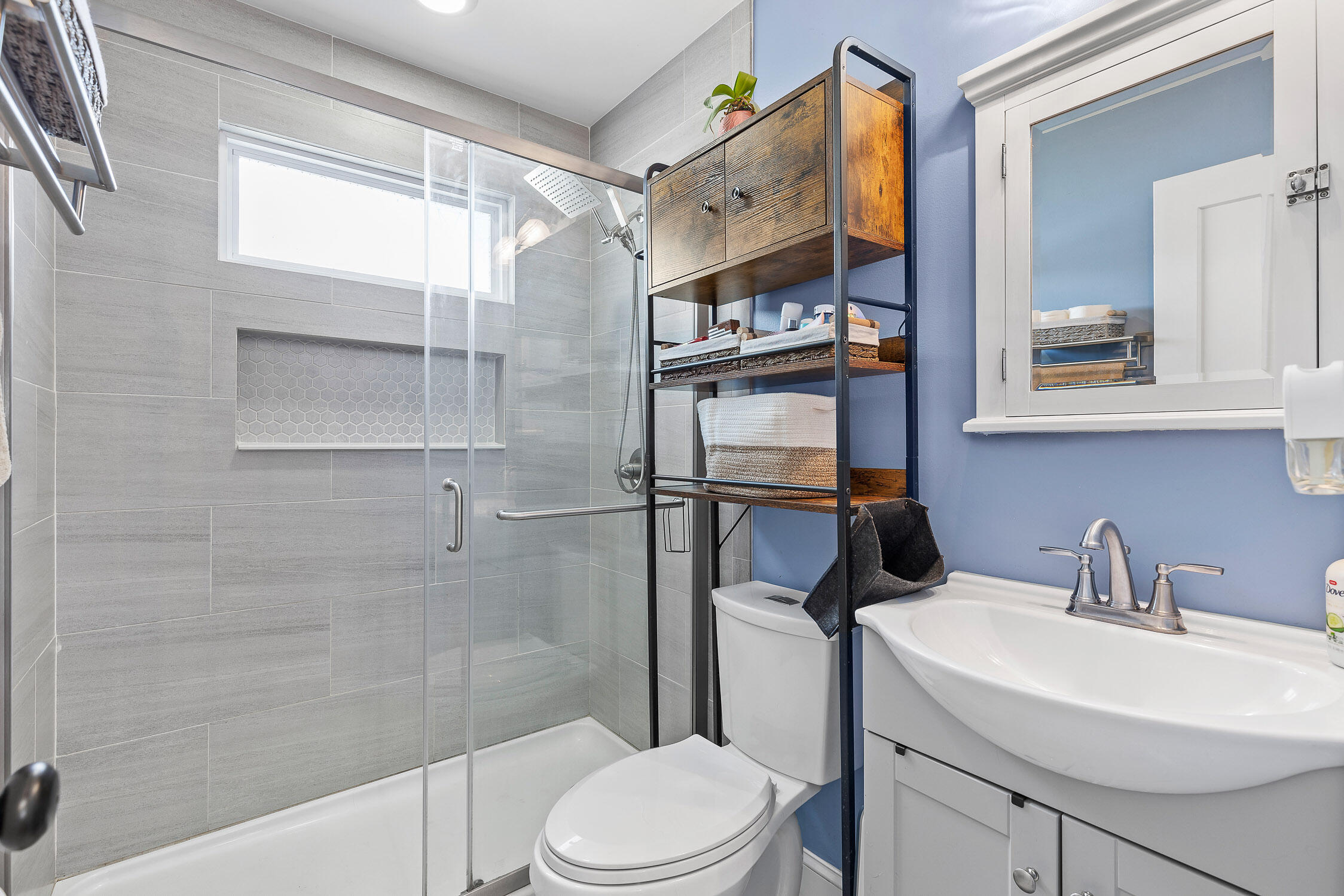 1101 N Orchard Knob Avenue